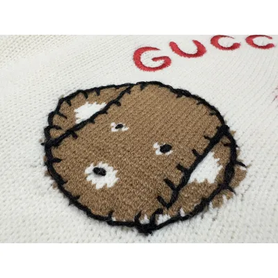 GUCCI Cardigan-Bear Heart 02