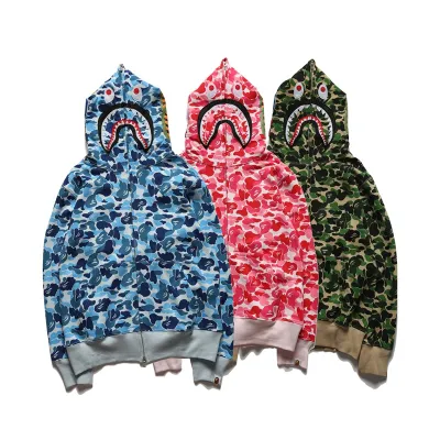 Bape（A Bathing Ape）- Hoodie 6168 02