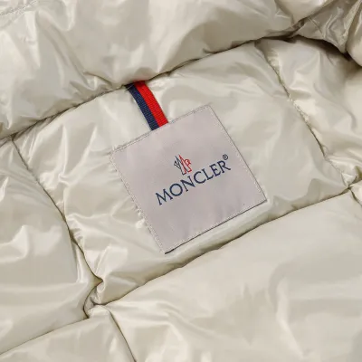 Moncler-Down Jacket 8 vanilla 02