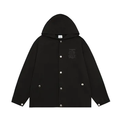 Burberry-Jacket Logo 01