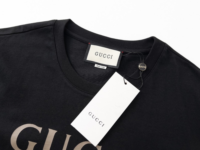 Gucci T-Shirt