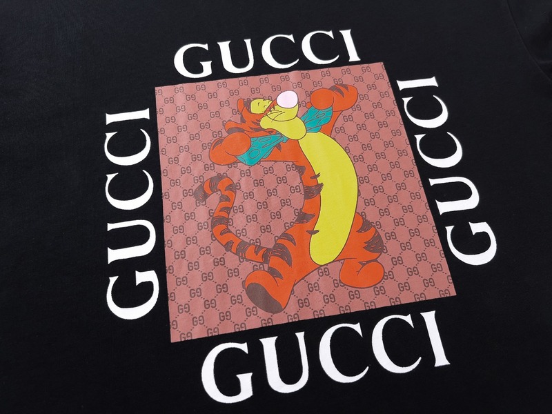 Gucci T-Shirt 4