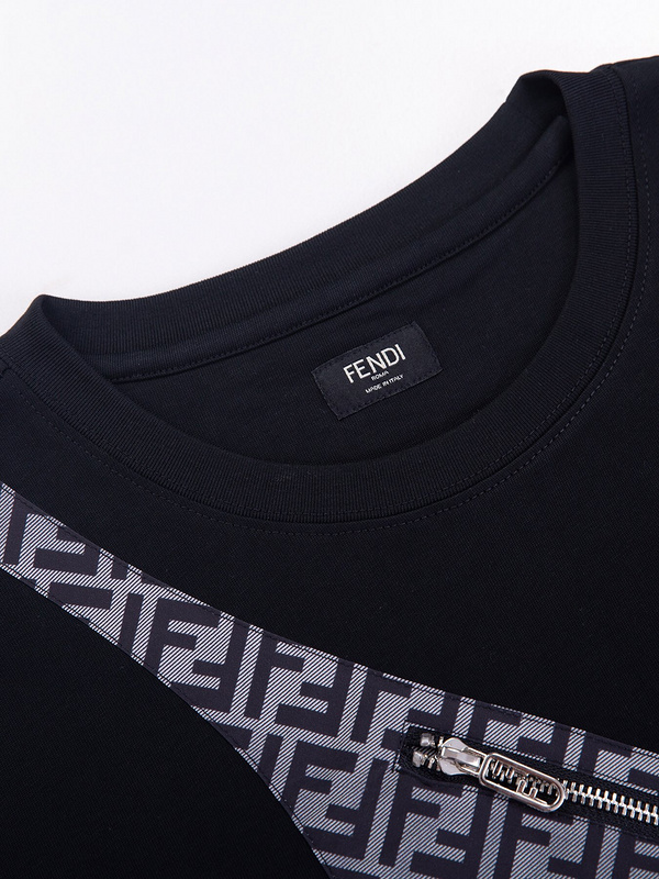 Fendi T-Shirt 4