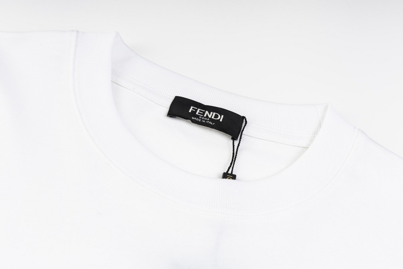 Fendi T-Shirt 1