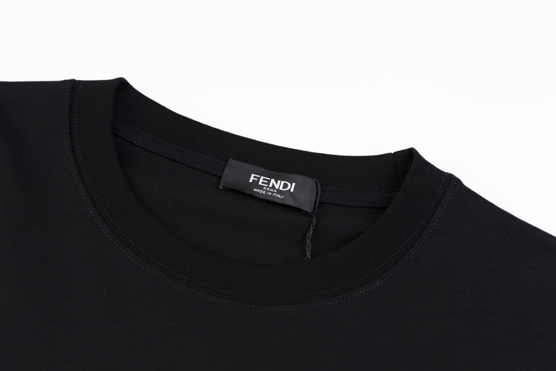 Fendi T-Shirt 1