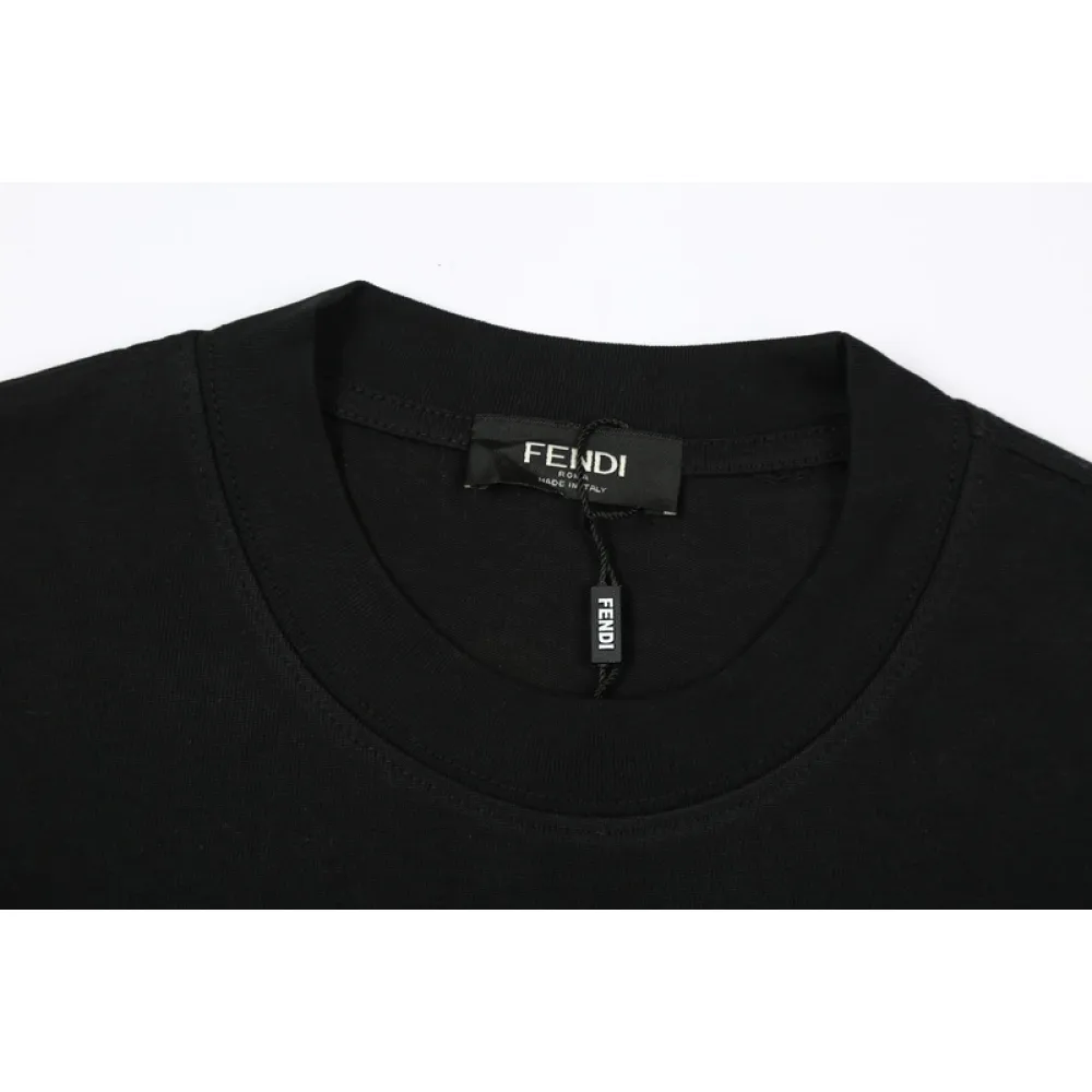 Fendi T-Shirt 2