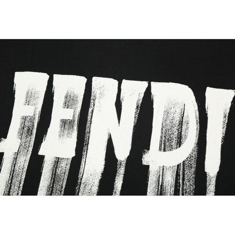 Fendi T-Shirt 2