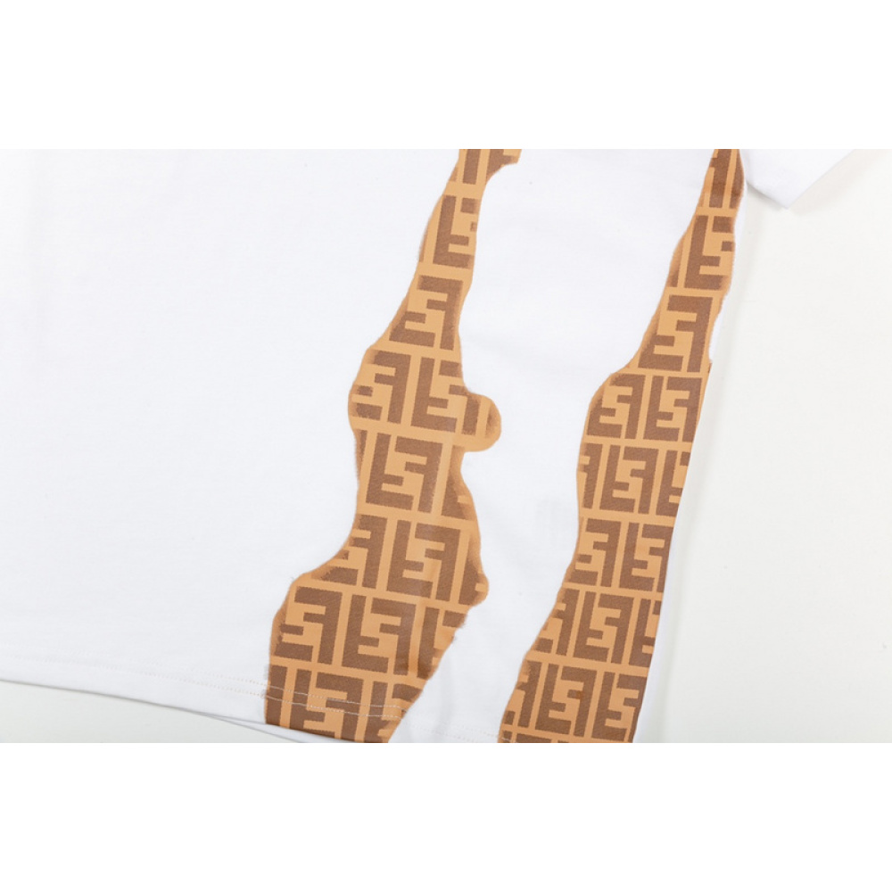 Fendi T-Shirt 3