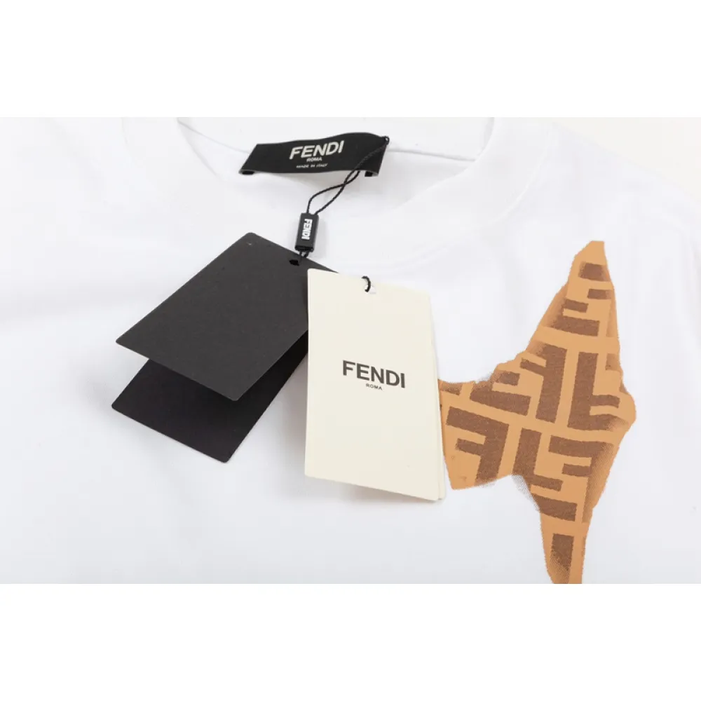 Fendi T-Shirt 3