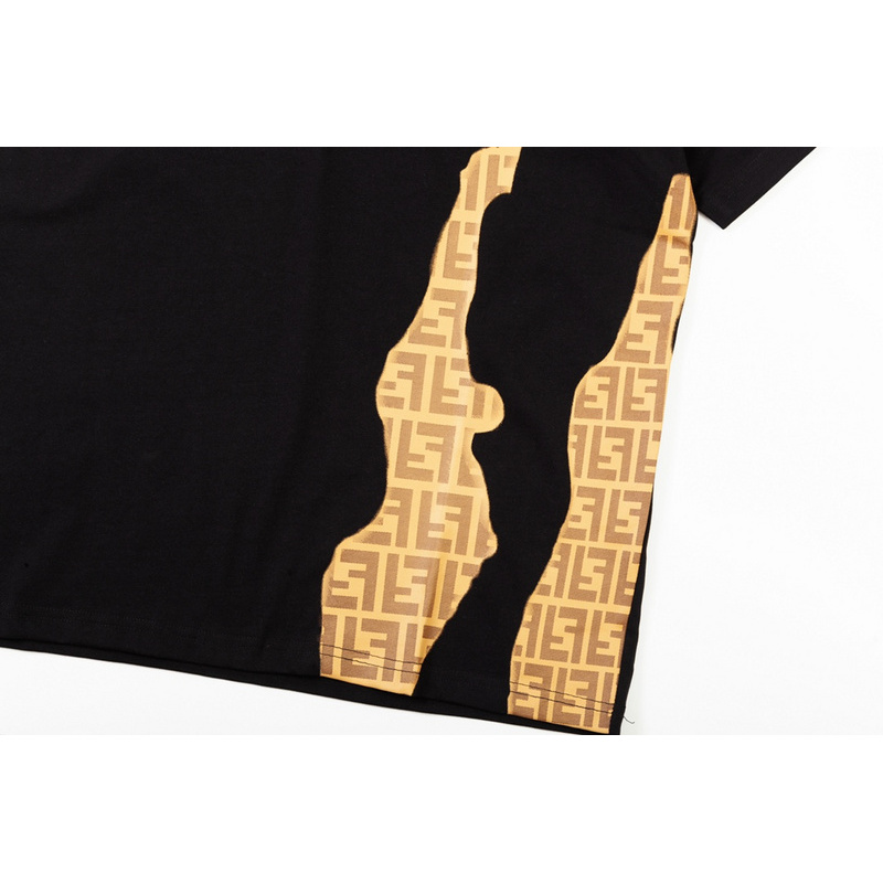 Fendi T-Shirt 3