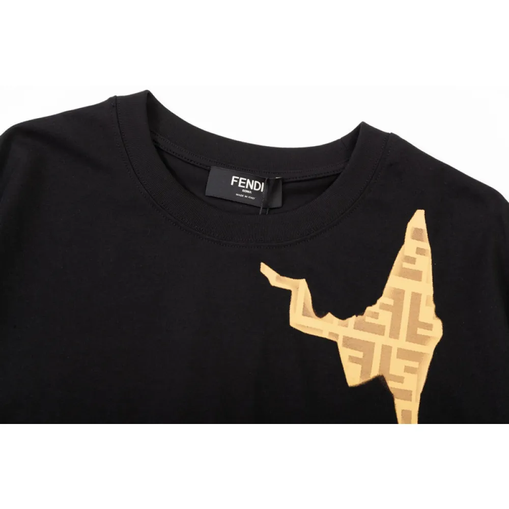 Fendi T-Shirt 3