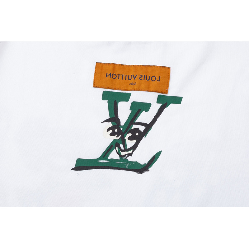 Louis Vuitton T-Shirt 2