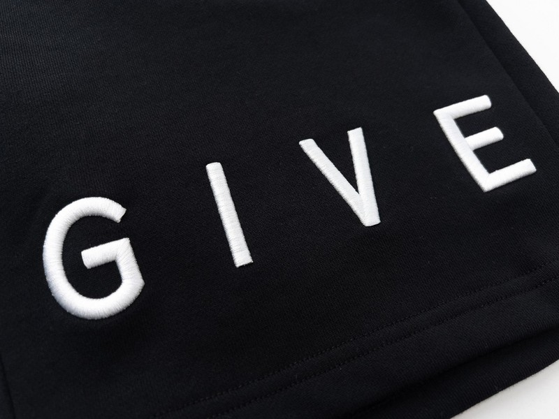 Givenchy-Shorts Simple Logo