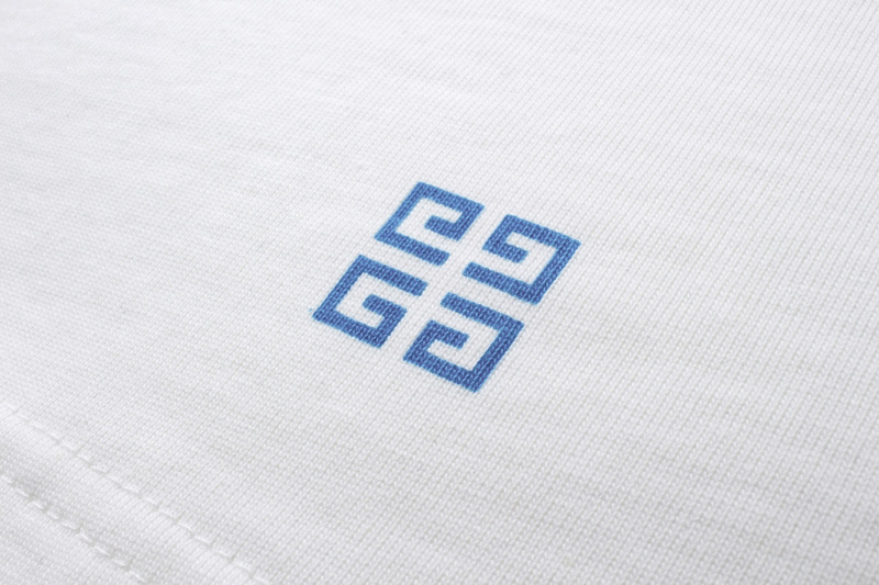 Givenchy T-Shirt Animal