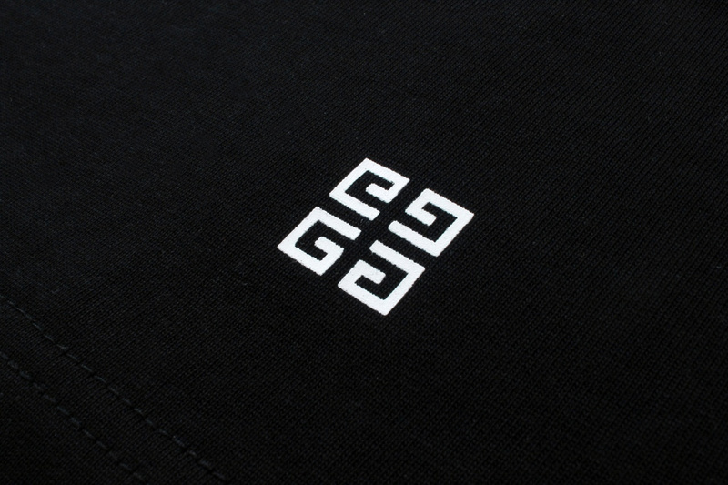 Givenchy T-Shirt Flame Circle