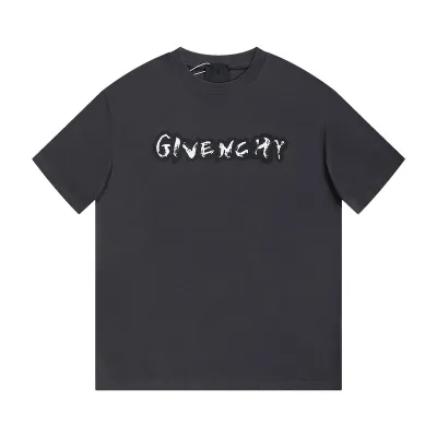 Givenchy T-Shirt Graffiti 02