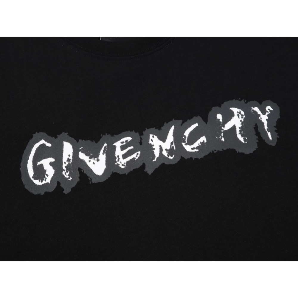 Givenchy T-Shirt Graffiti