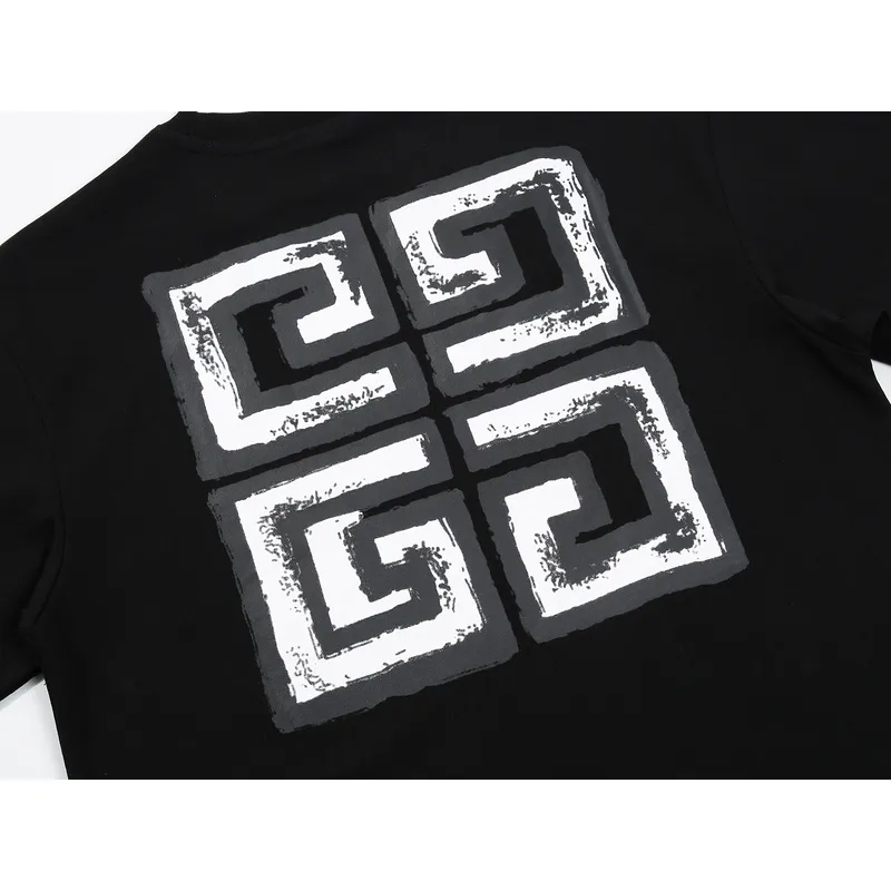 Givenchy T-Shirt Graffiti