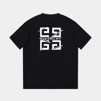 Givenchy T-Shirt Simple 02