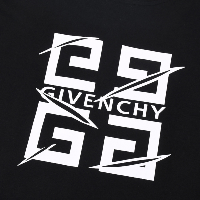 Givenchy T-Shirt Simple