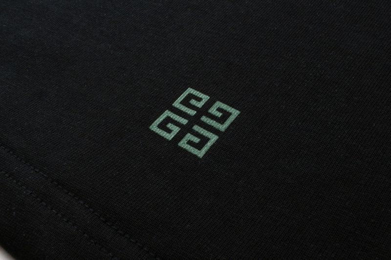 Givenchy T-Shirt Year of the Dragon Limited