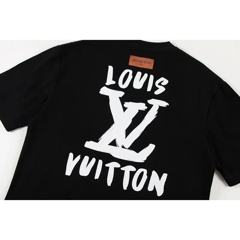 Louis Vuitton T-Shirt 10