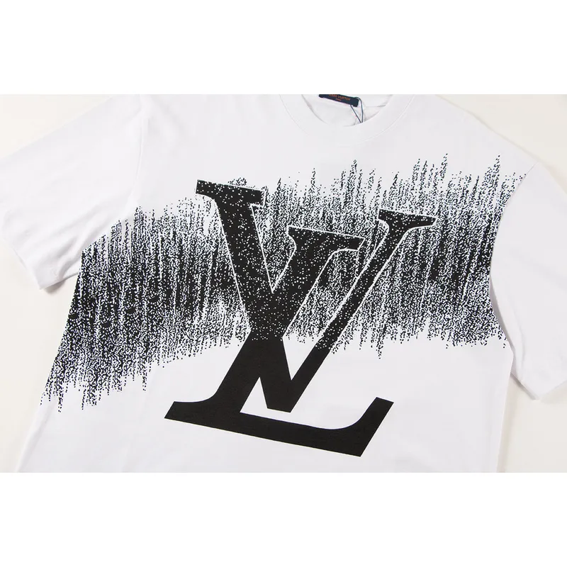 Louis Vuitton T-Shirt 204750