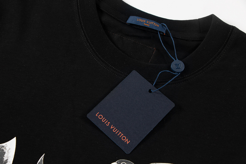 Louis Vuitton T-Shirt 11