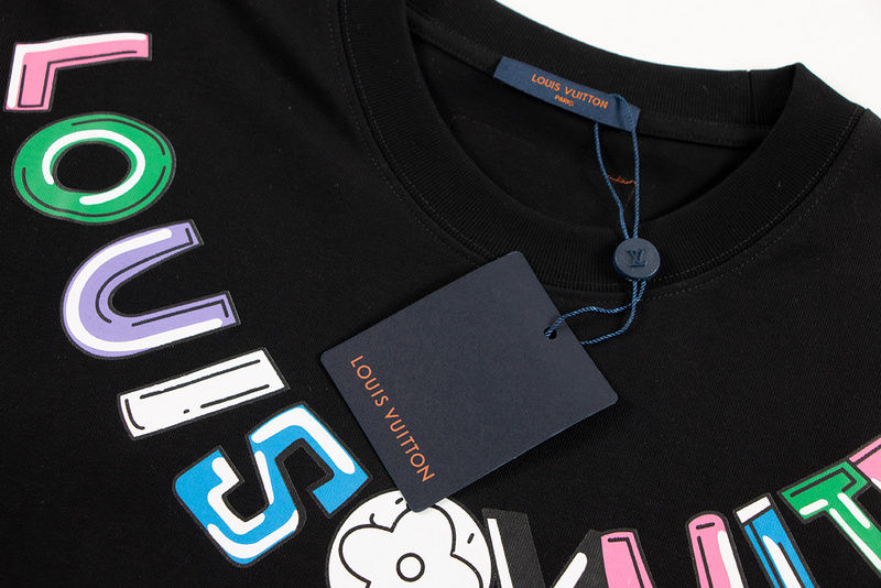 Louis Vuitton T-Shirt 12