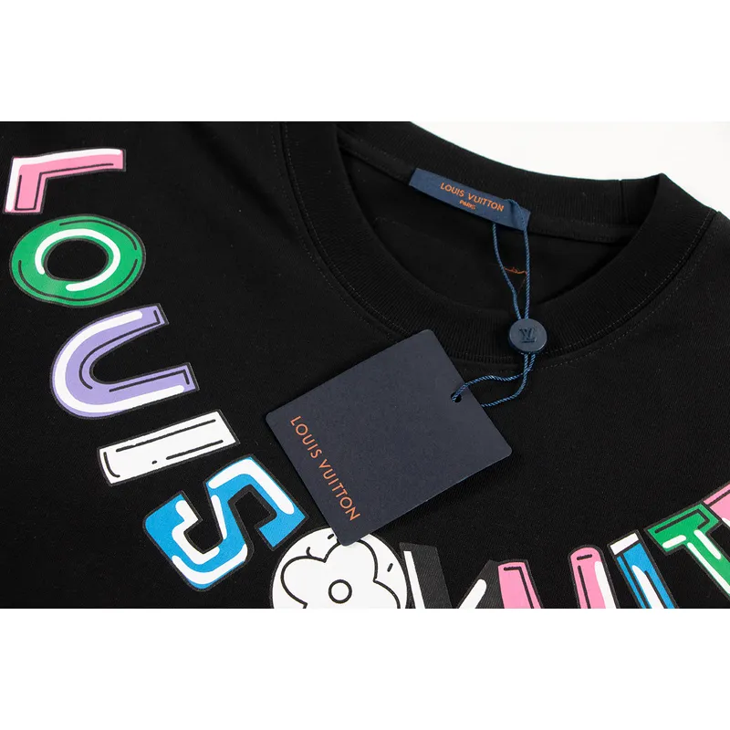 Louis Vuitton T-Shirt 12