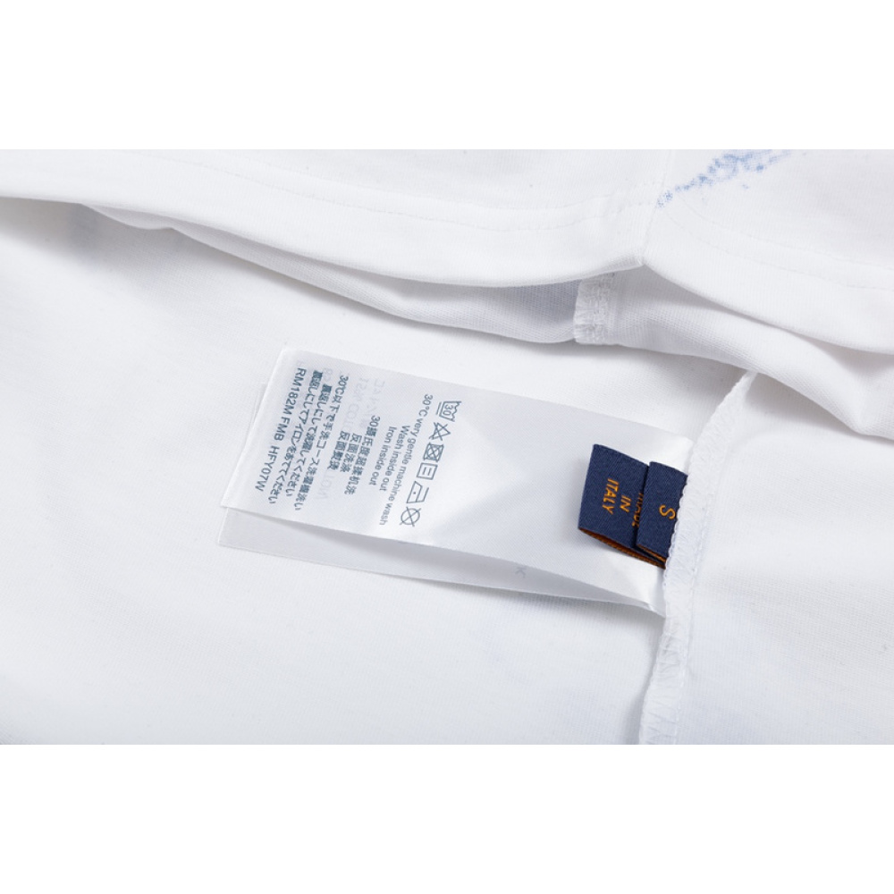 Louis Vuitton T-Shirt 198419