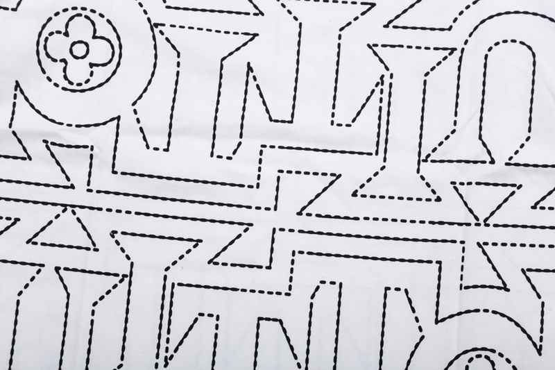 Louis Vuitton T-Shirt 198428