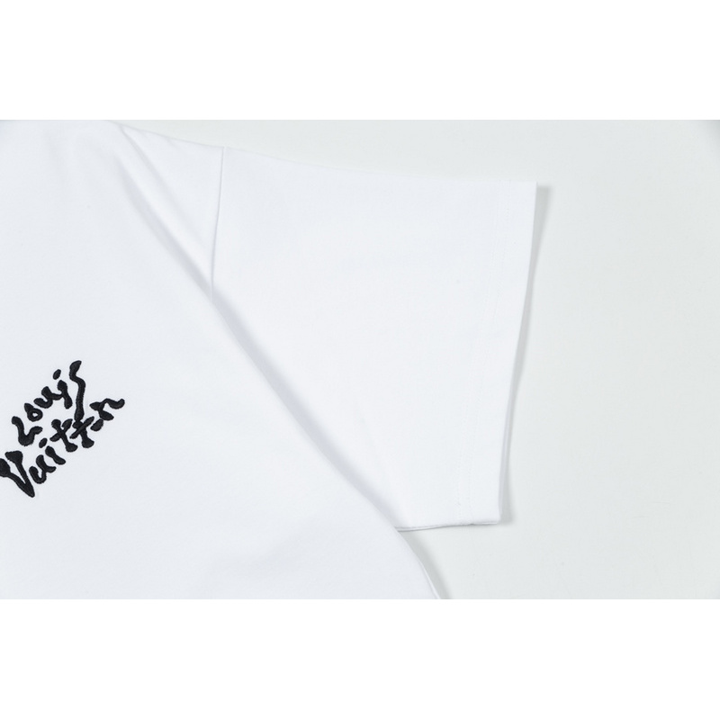 Louis Vuitton T-Shirt 198469