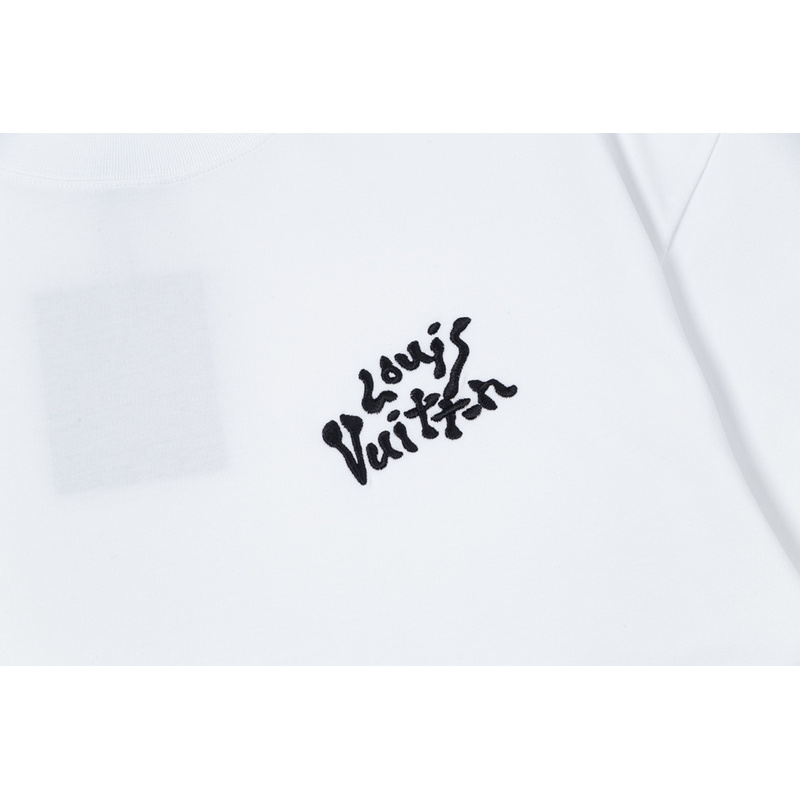 Louis Vuitton T-Shirt 198469