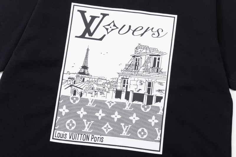 Louis Vuitton T-Shirt 1