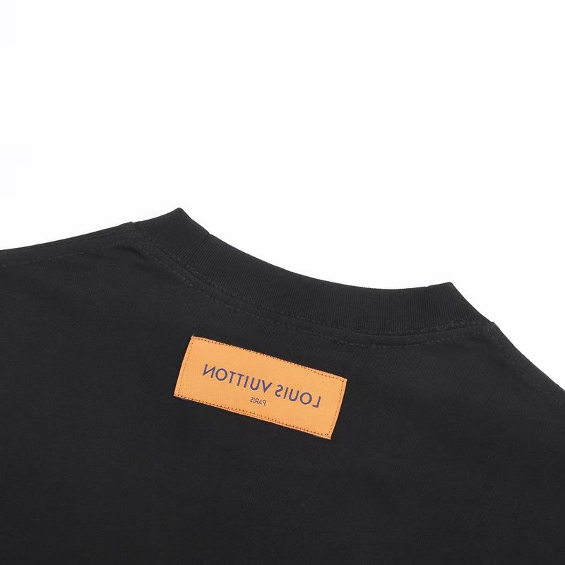 Louis Vuitton T-Shirt 202285