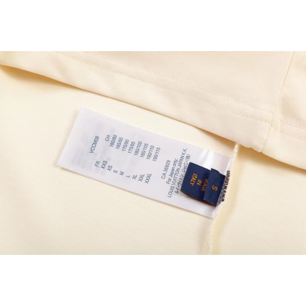 Louis Vuitton T-Shirt 203277