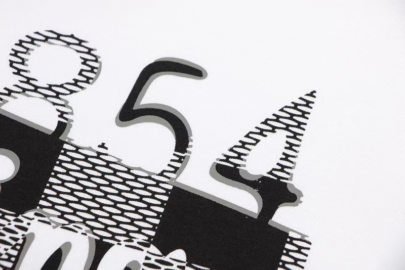 Louis Vuitton T-Shirt 204765