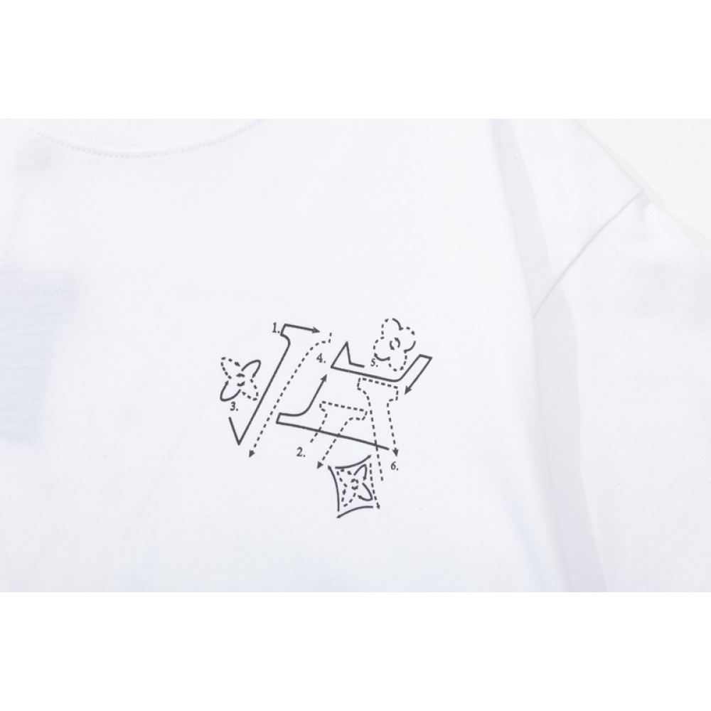 Louis Vuitton T-Shirt 4