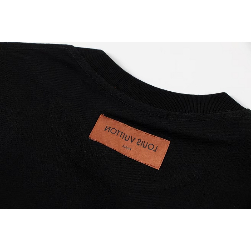 Louis Vuitton T-Shirt 7