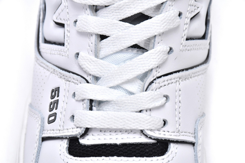 New Balance 550 Oreo