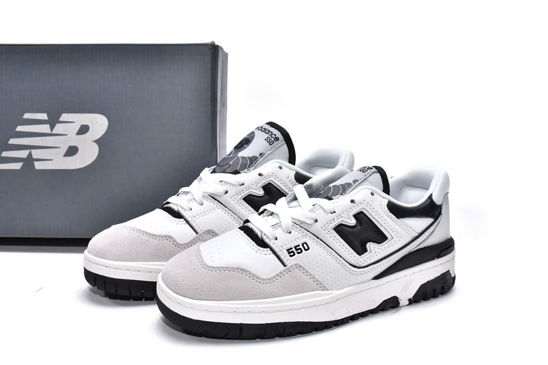 New Balance 550 Sea Salt Black