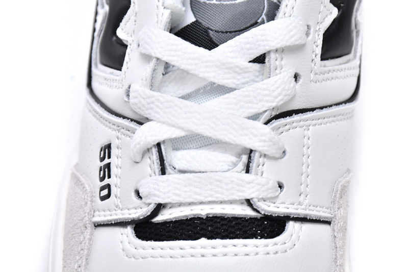 New Balance 550 Sea Salt Black