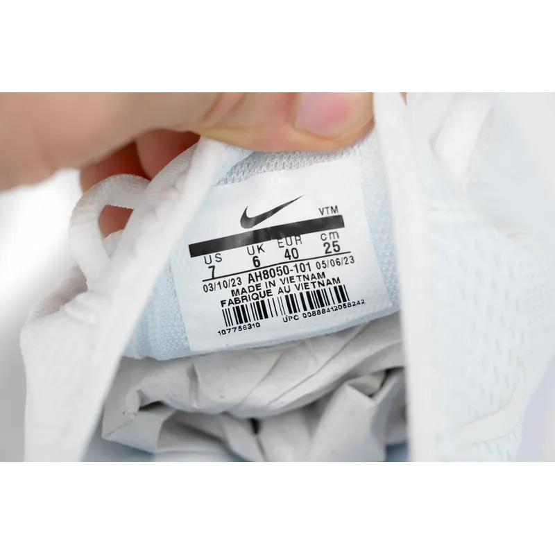 Nike Air Max 270 'Triple White'