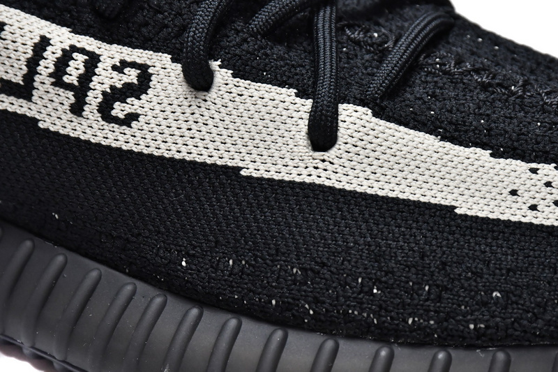 🔥🔥🔥Adidas Yeezy Boost 350 V2 Black White