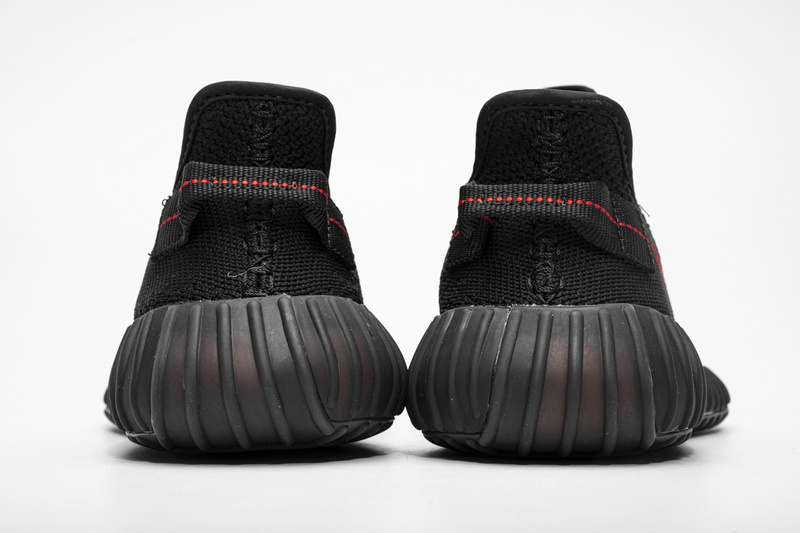🔥🔥🔥Adidas Yeezy Boost 350 V2 Bred 