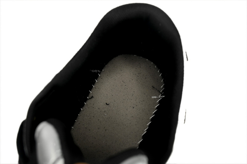 Dior Light Grey 'B30' Sneakers Black Silver