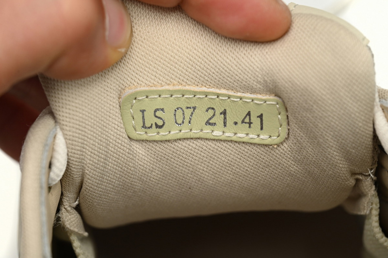 Dior Light Grey 'B30' Sneakers Cream