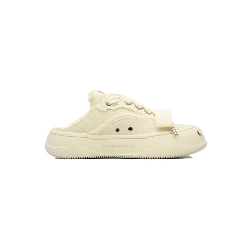 Smilerepublic White Coarse Canvas Slipper