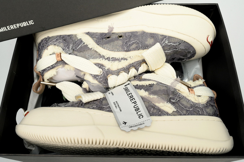 Smilerepublic Silver Frost Rose